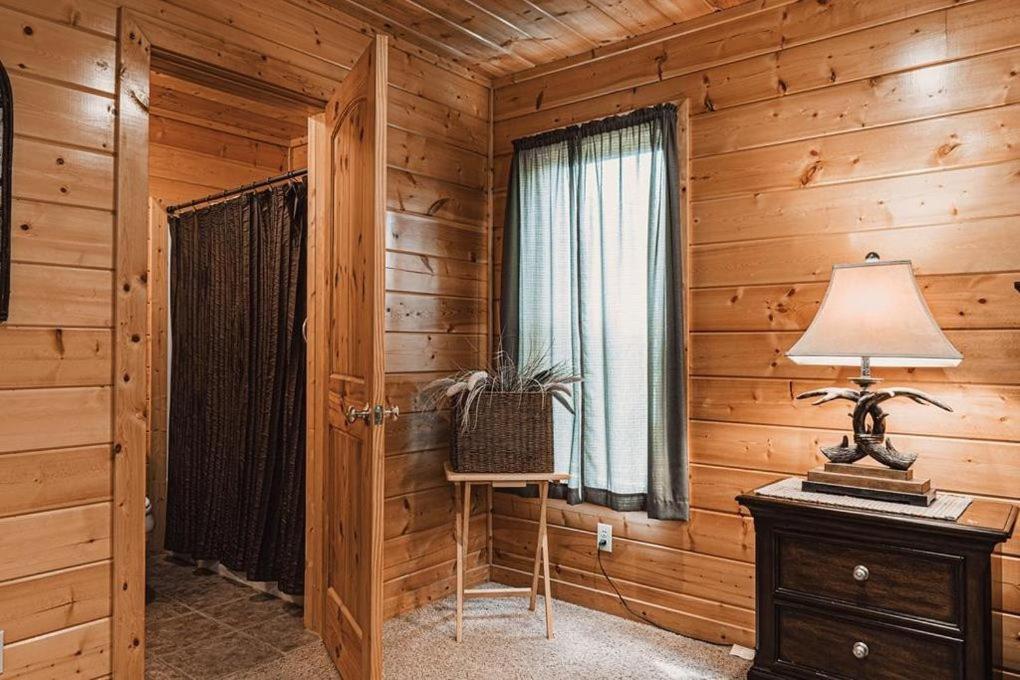 Bear'S Lair Villa Gatlinburg Bagian luar foto